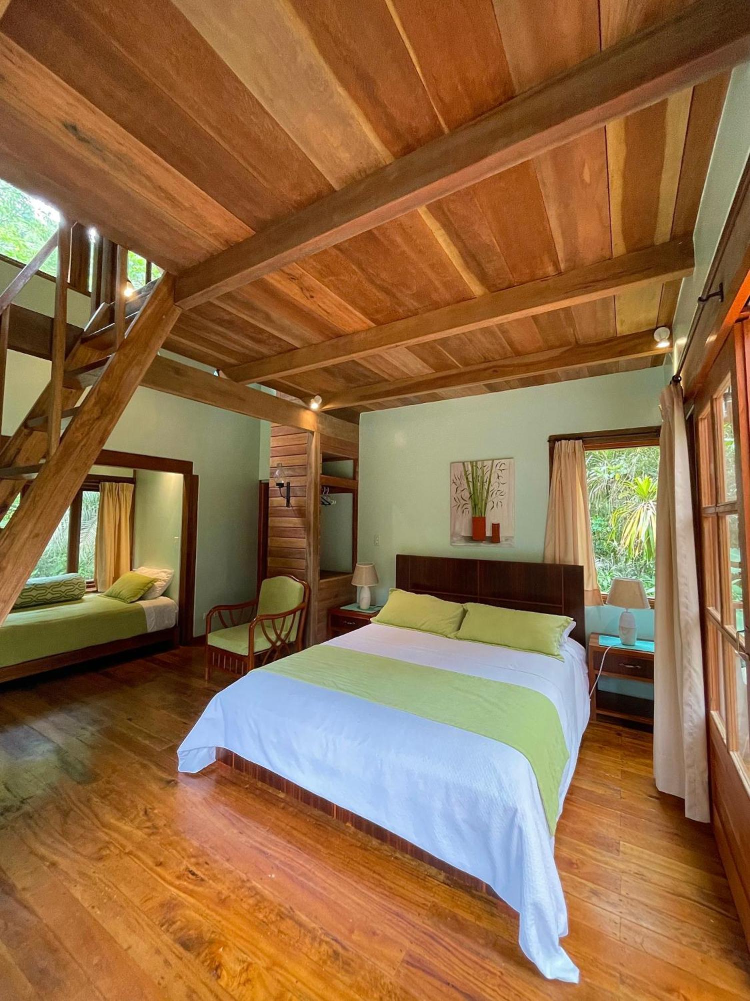 Sacha Urco lodge Mindo Exterior foto